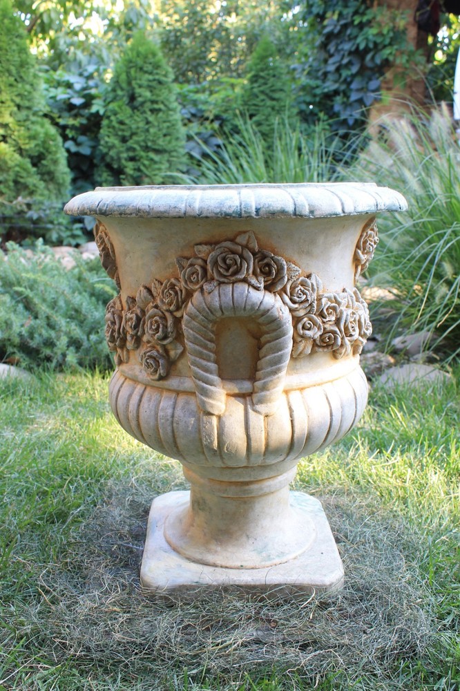 Polyurethane flexible mold with a plastic frame"Rose pot"