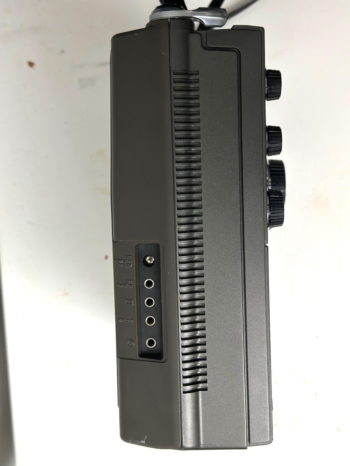 SONY FM/MW/SW 5 Band Receiver Model ICF-5900W W/Power Supply , Tested/Works.