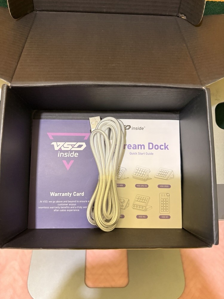 Stream dockStream Dock Streaming Console & Hub customizable LCD Macro keys Conte