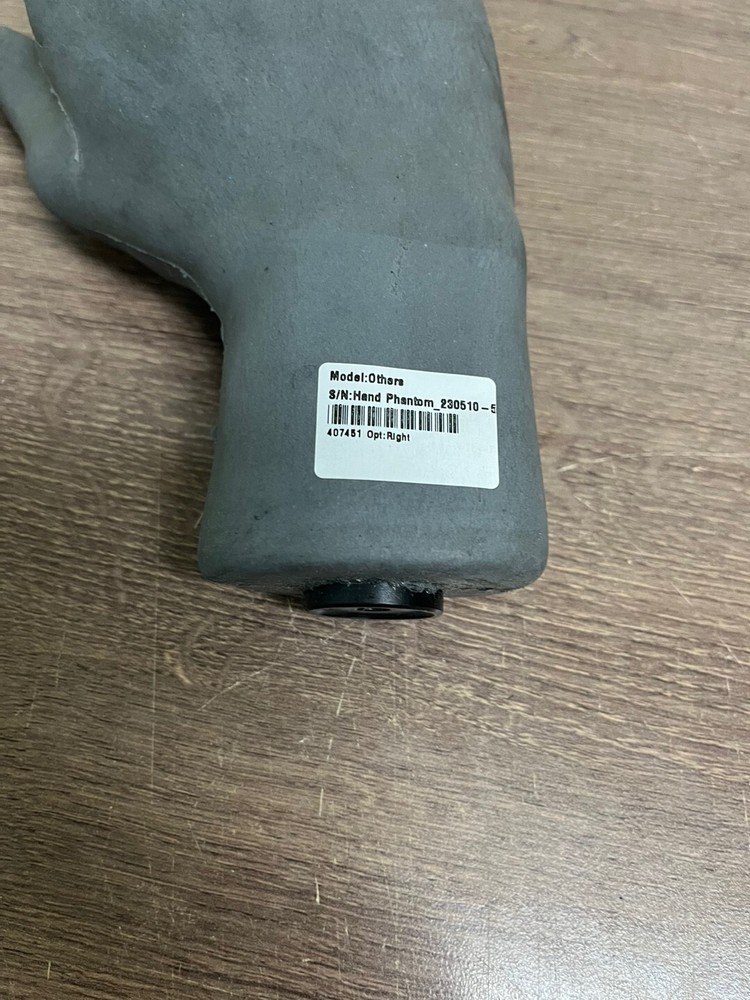 Unbranded Right Hand phantom (5)