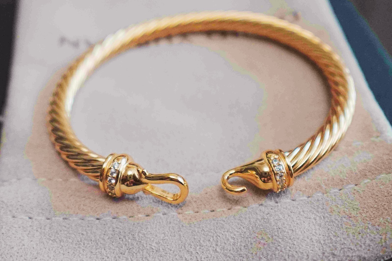 New&DAVlDYurman18K&Gold&twisted&cable*Diamondbracelet