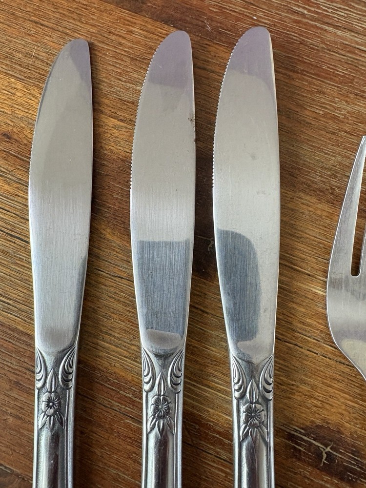 Rogers Stainless Flatware Dream Rose Pattern Replacement Pieces Utensils Forks