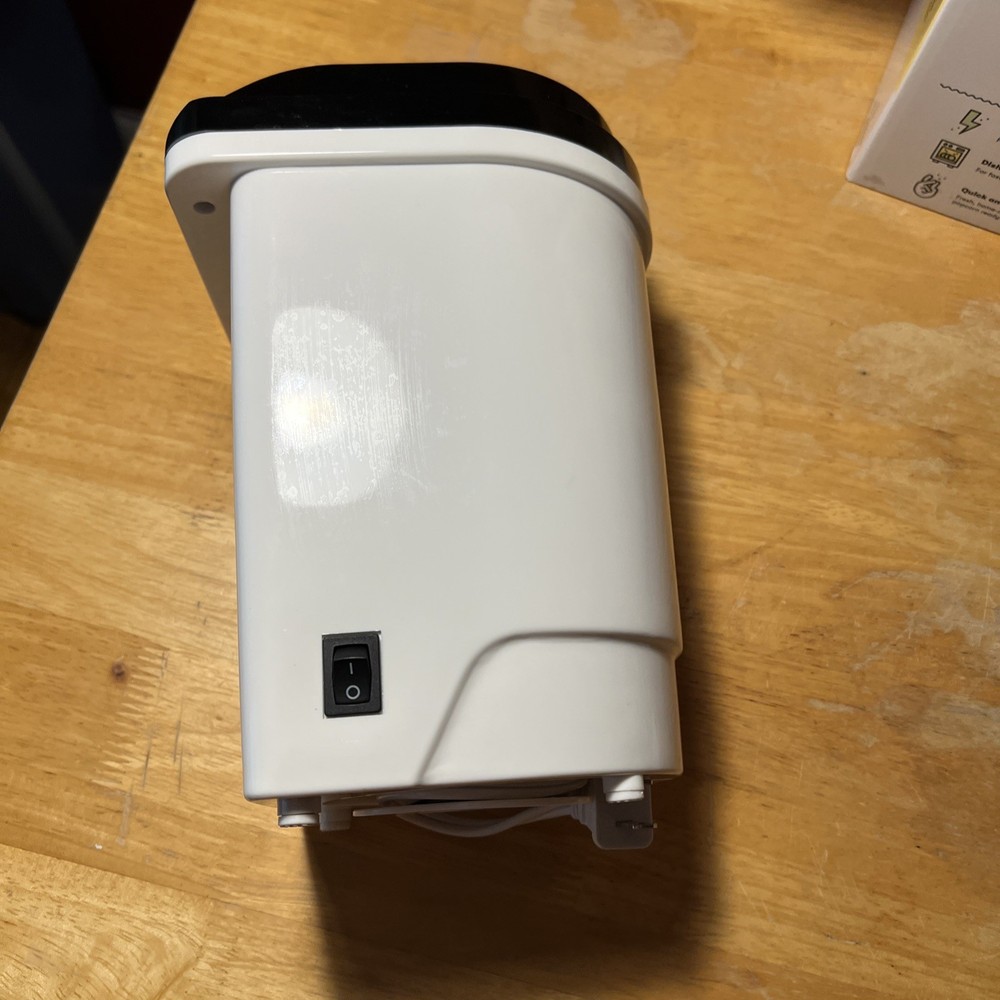 Bella Hot Air Popcorn Maker Unopened