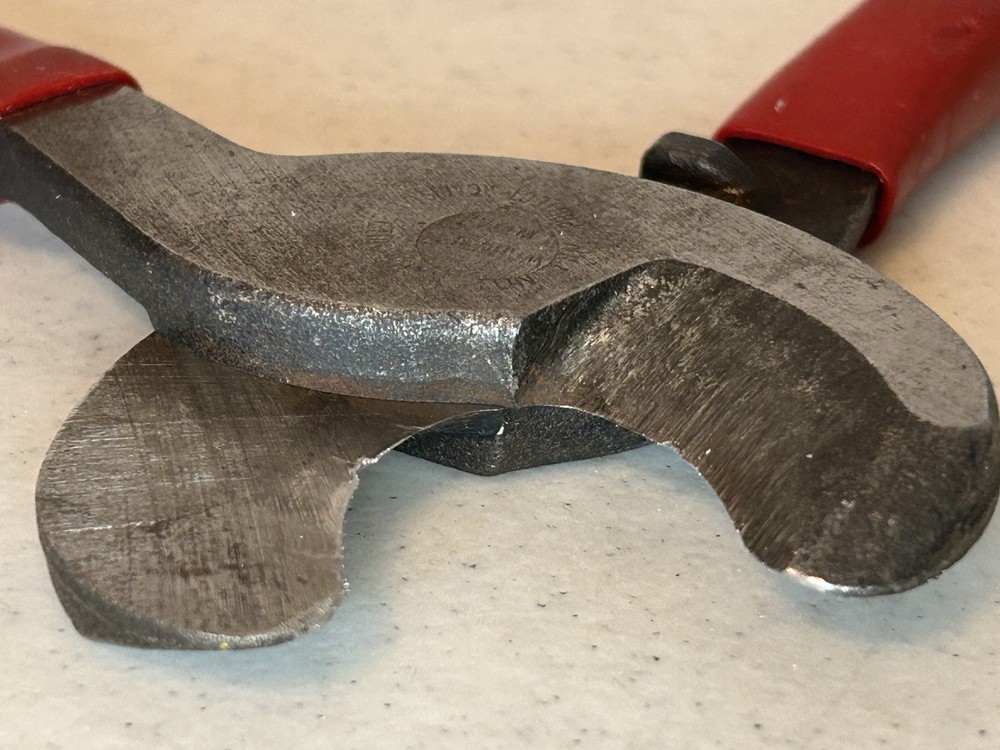 Klein Tools 63050 9-1/2" High Leverage Cable Cutter