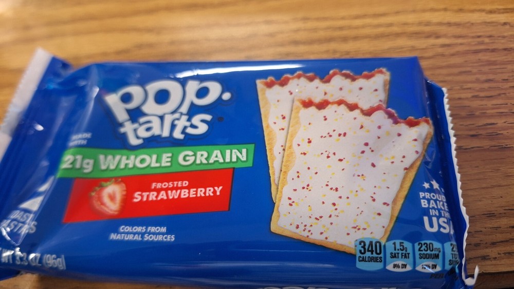 Strawberry pop tarts