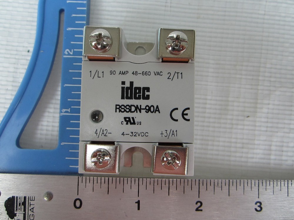 IDEC RSSDN-90A RELAY