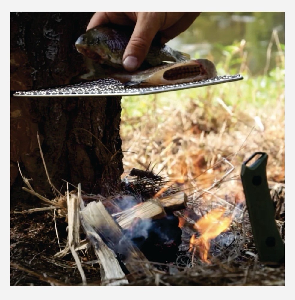 Lord & Field Hellfire Bushcraft Grills, Camp Cookbook, Pull-String Fire Starter