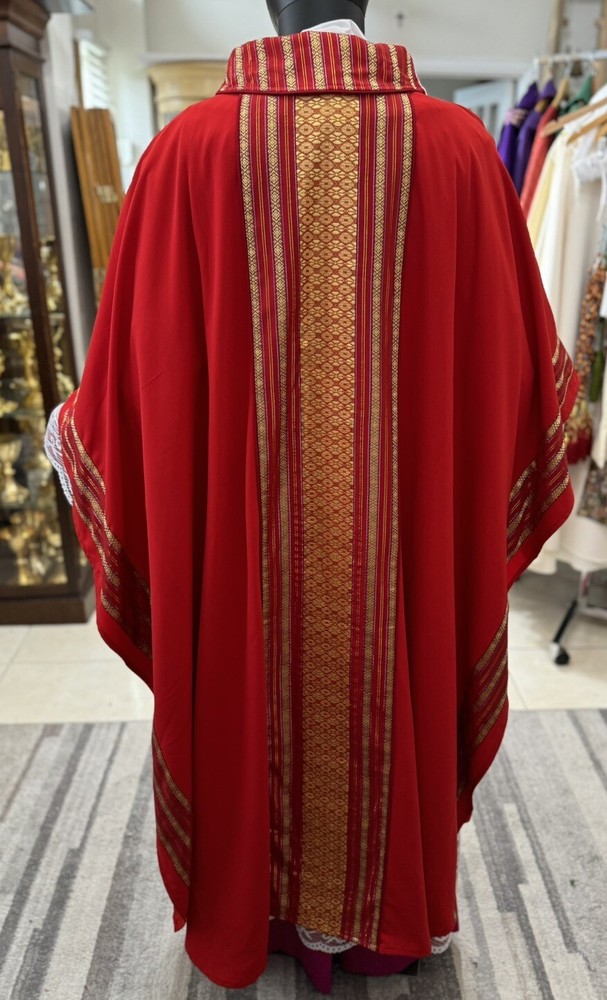 RED COLLARED VESTMENT CHASUBLE & STOLE