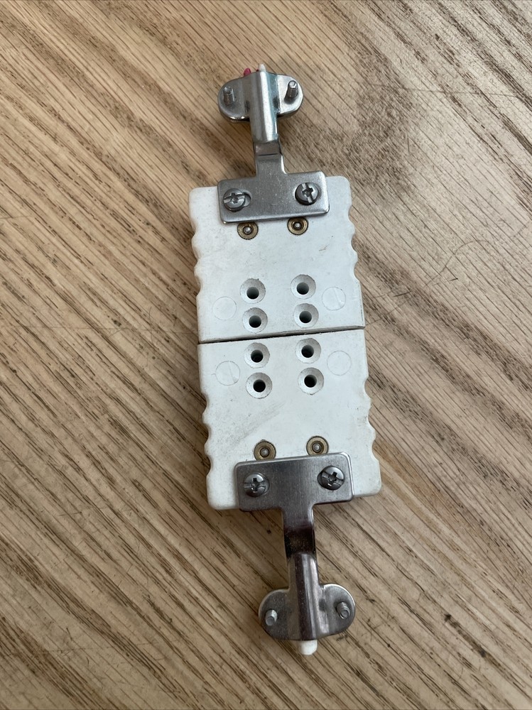 Three-pin Thermocouple Resistance Connector