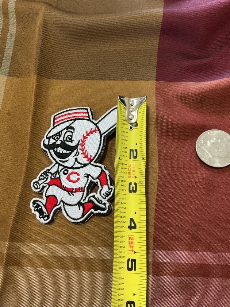 Cincinnati Reds Embroidered Iron On Patch