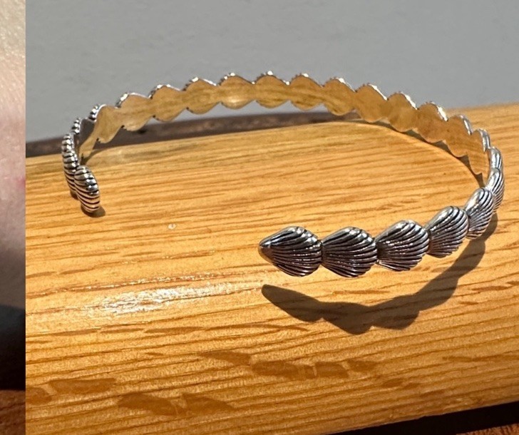 Cape Cod Scallop Shell Adjustable Cuff Bracelet NEW Gift Wrapped