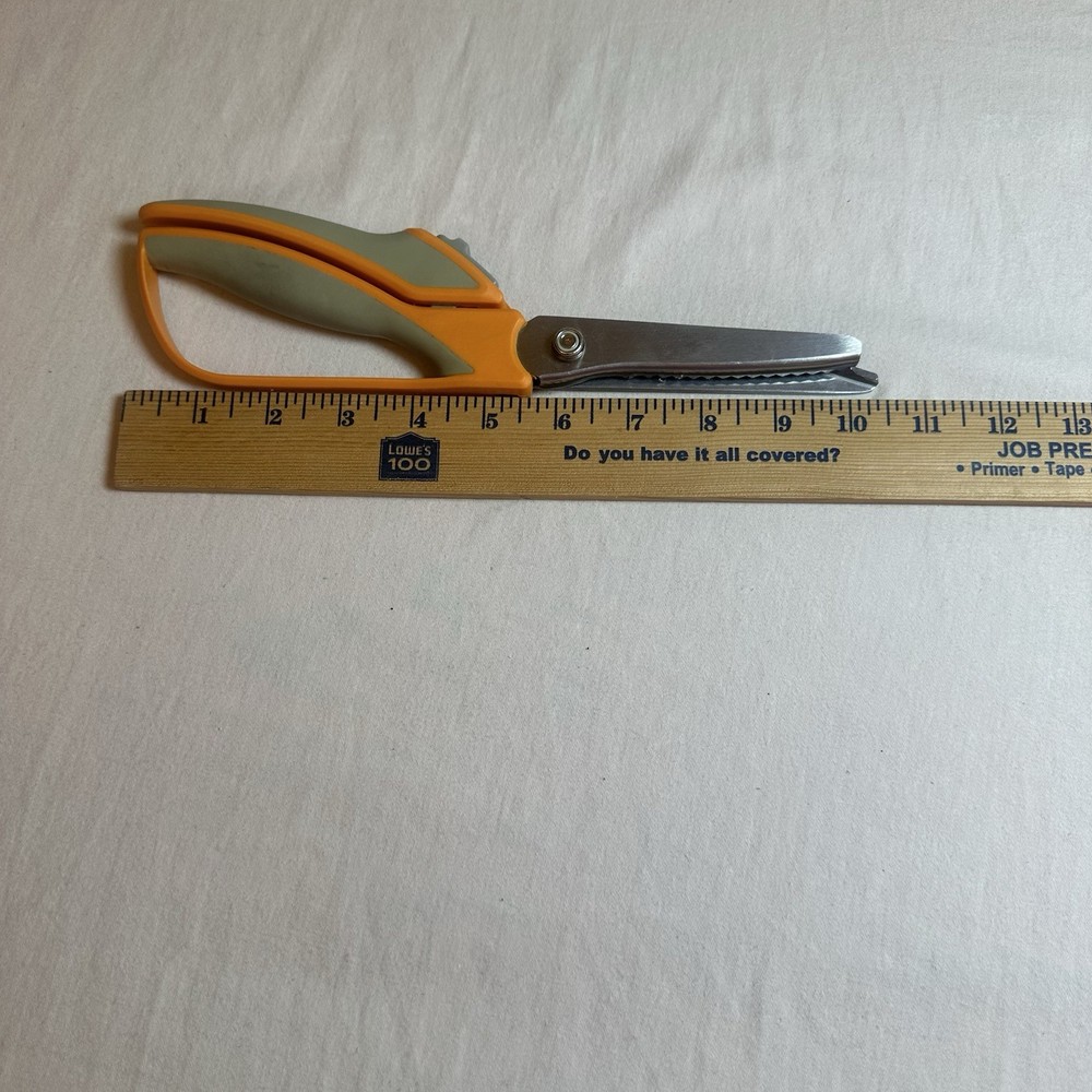 Fiskars Softouch Pinking Shears Scissors Spring Action Soft Touch Pre-owned