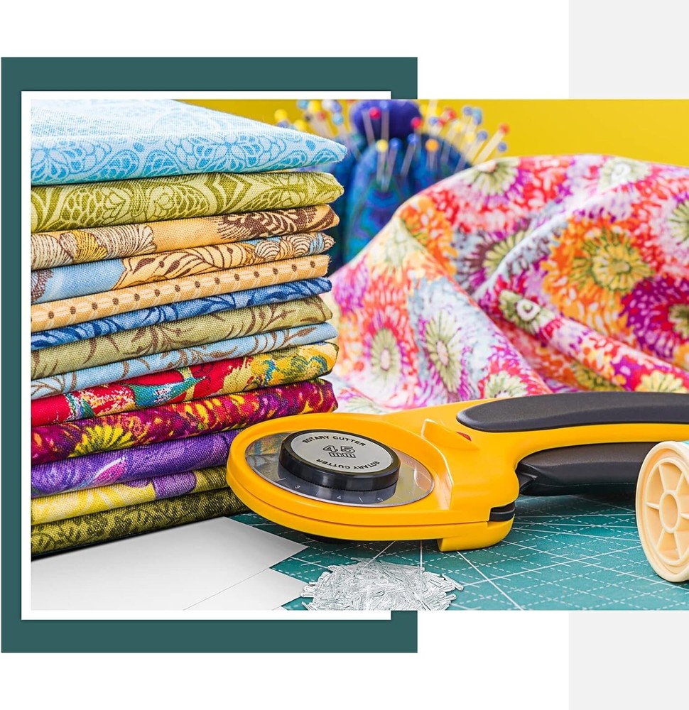 Efficient Fabric Storage Set: 200 Plastic Clips & 7.5 x 10.5 Inch Comic Boards