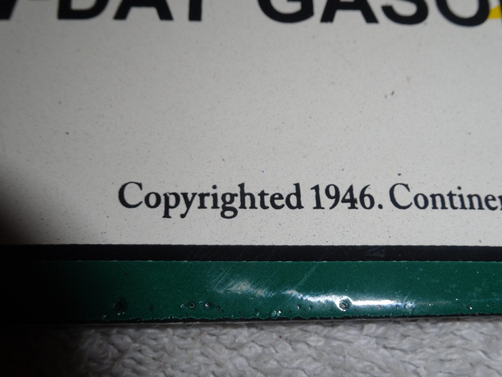 VINTAGE 1946 CONOCO N-TANE SUPERMAN GASOLINE 16" PORCELAIN METAL COMIC BOOK SIGN