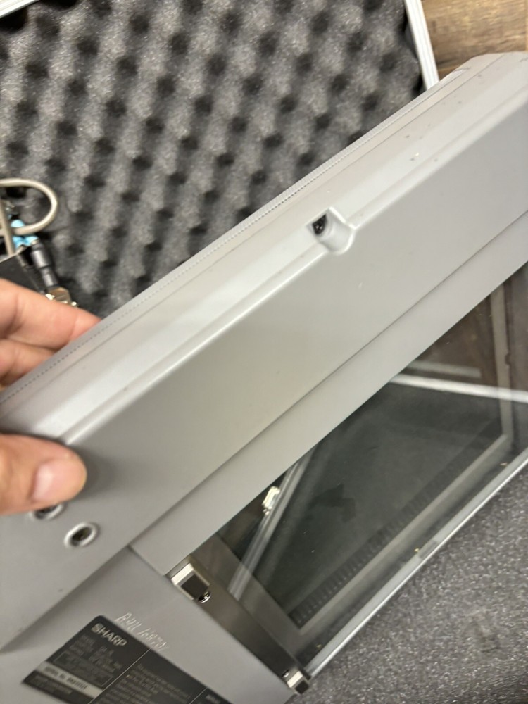 Sharp Computer Projection Panel QA-75 w Remote hard case, cables, manual & power