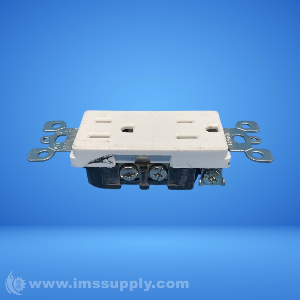 Leviton 15A Duplex Outlet FNIP