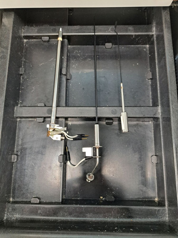ROCHE COBAS E 411 IMMUNOASSAY ANALYZER
