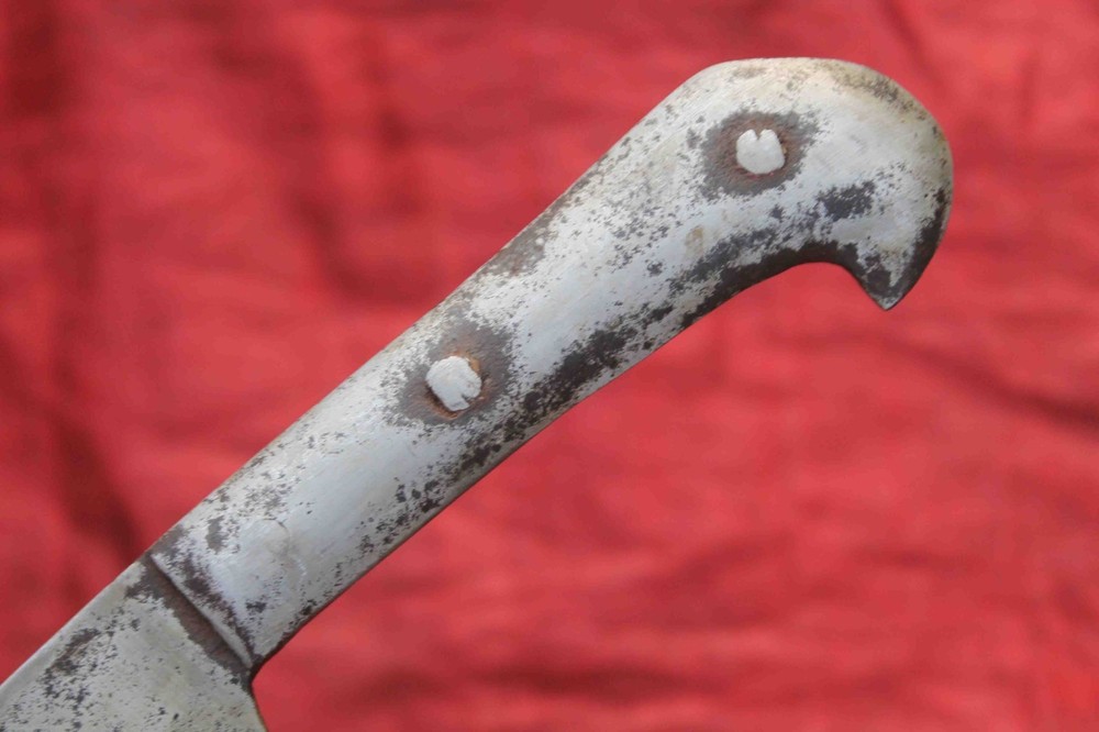 old vintage traditional dagger steel dull "T" Section blade eagle shape handle