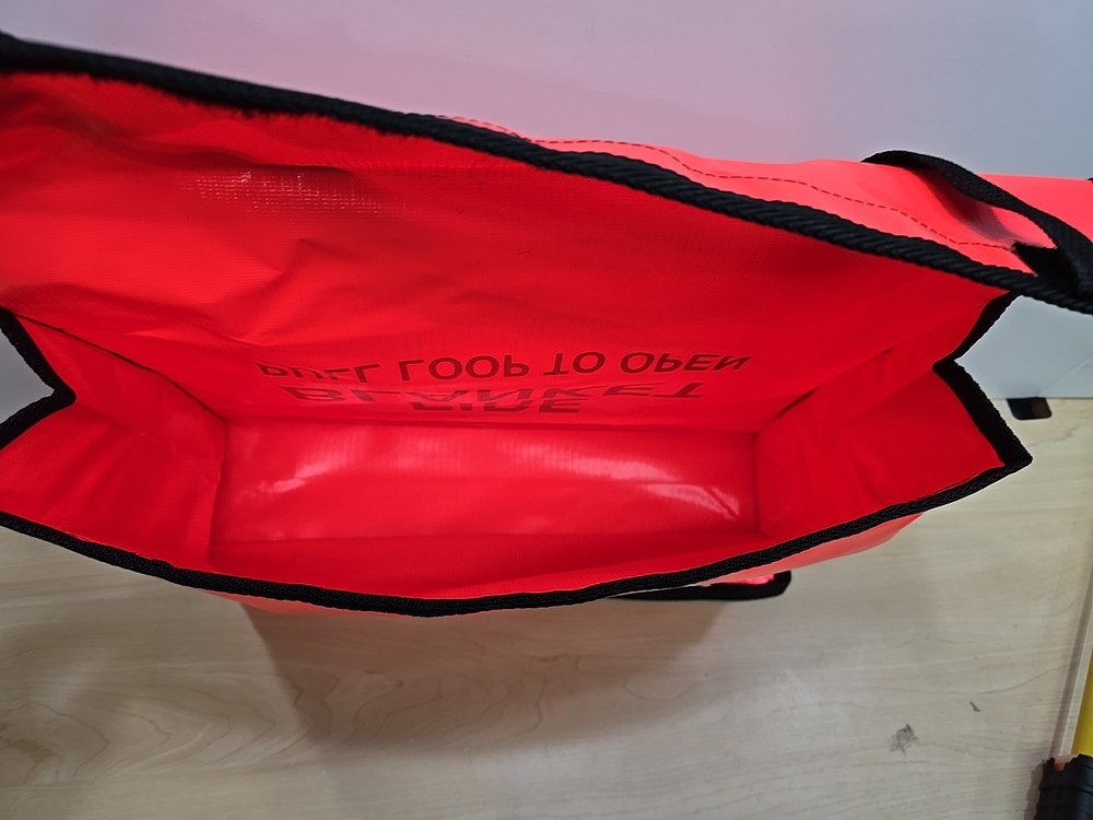 12 Vinyl Wall Mount Case Fire Blanket Quick Access Pull Emergency Bag Heavy NEW