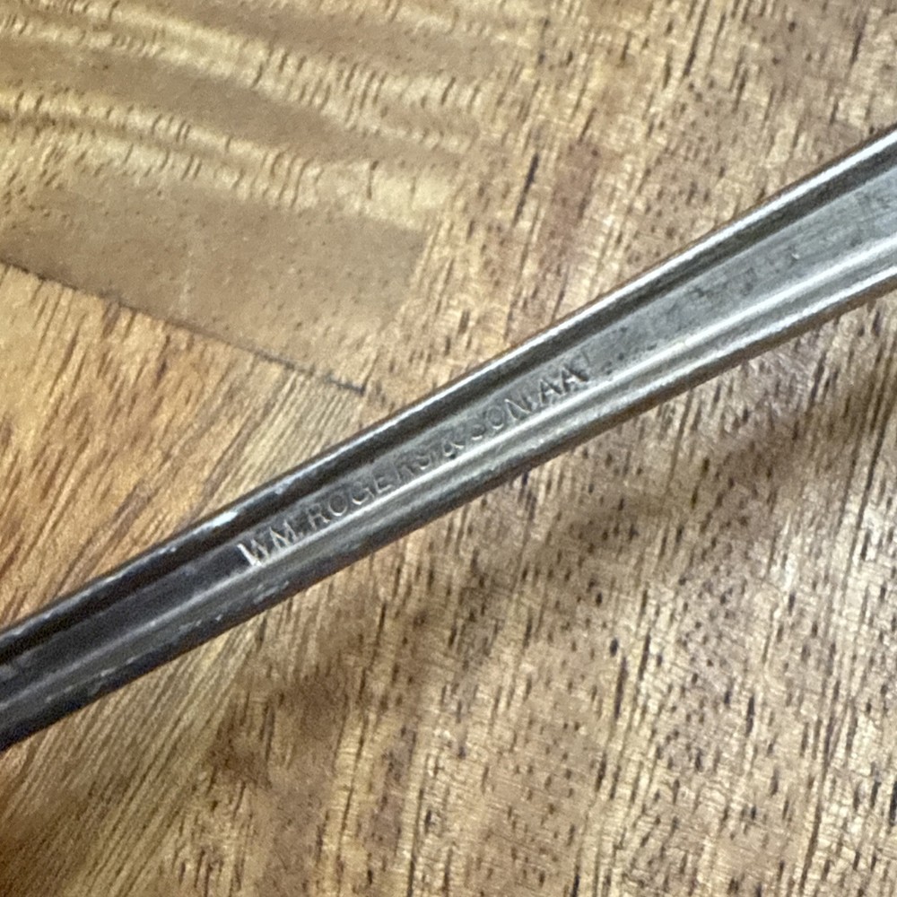 Rogers AA Teasoon Anchors On Stem