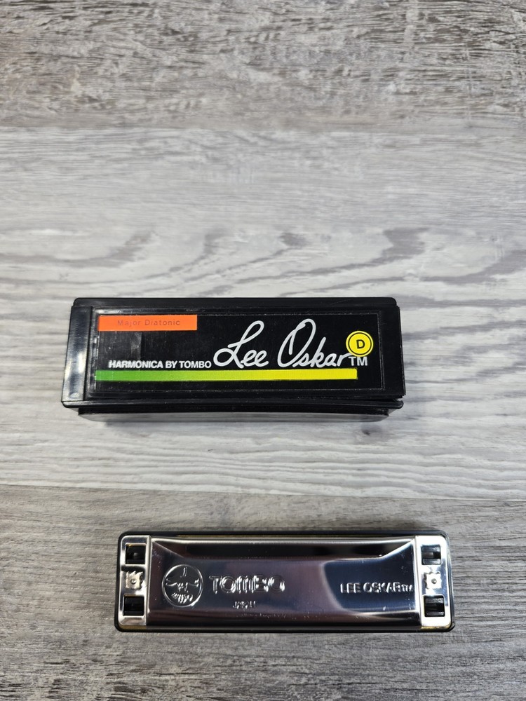 Lee Oskar Major Diatonic Harmonica Low D Clean W/ Case