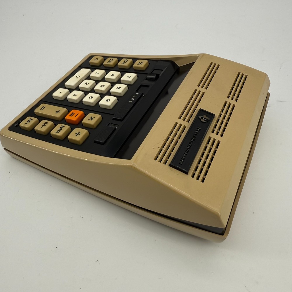 Vintage Texas Instruments Electronic Calculator TI-4000; #2 doesnt work