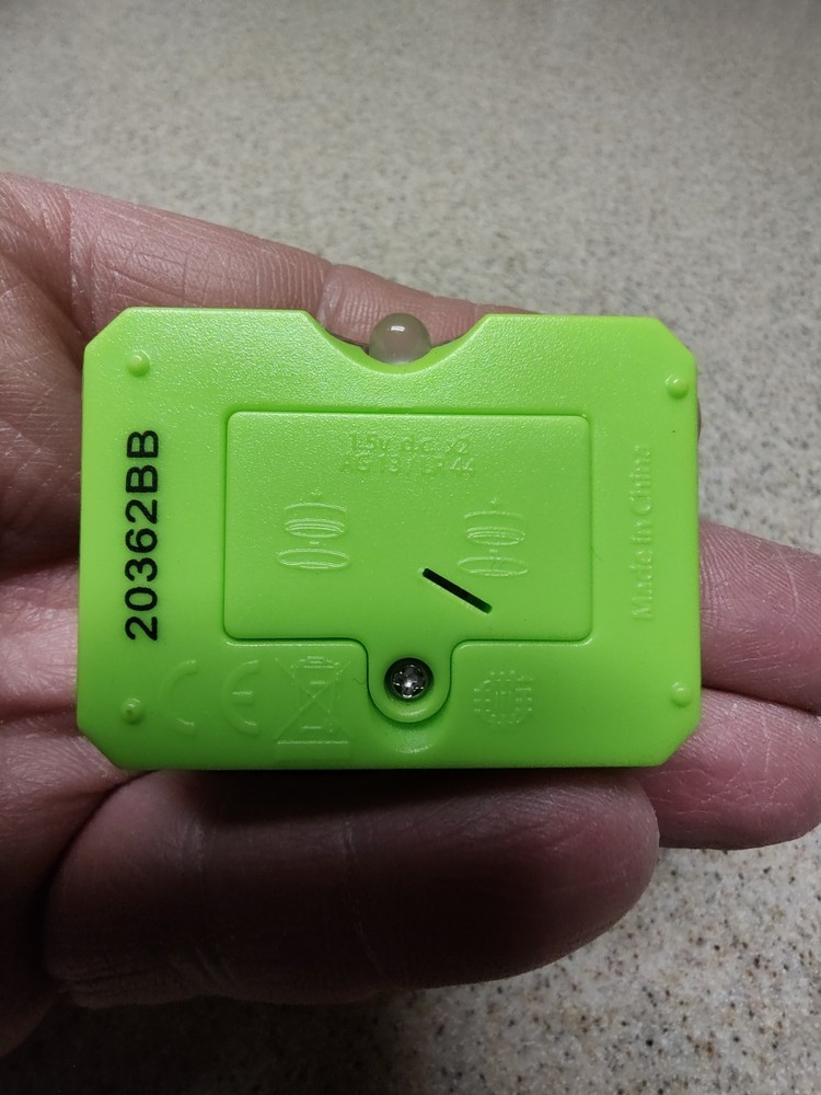 Hexbug Mobots Fetch Green Remote Only Working