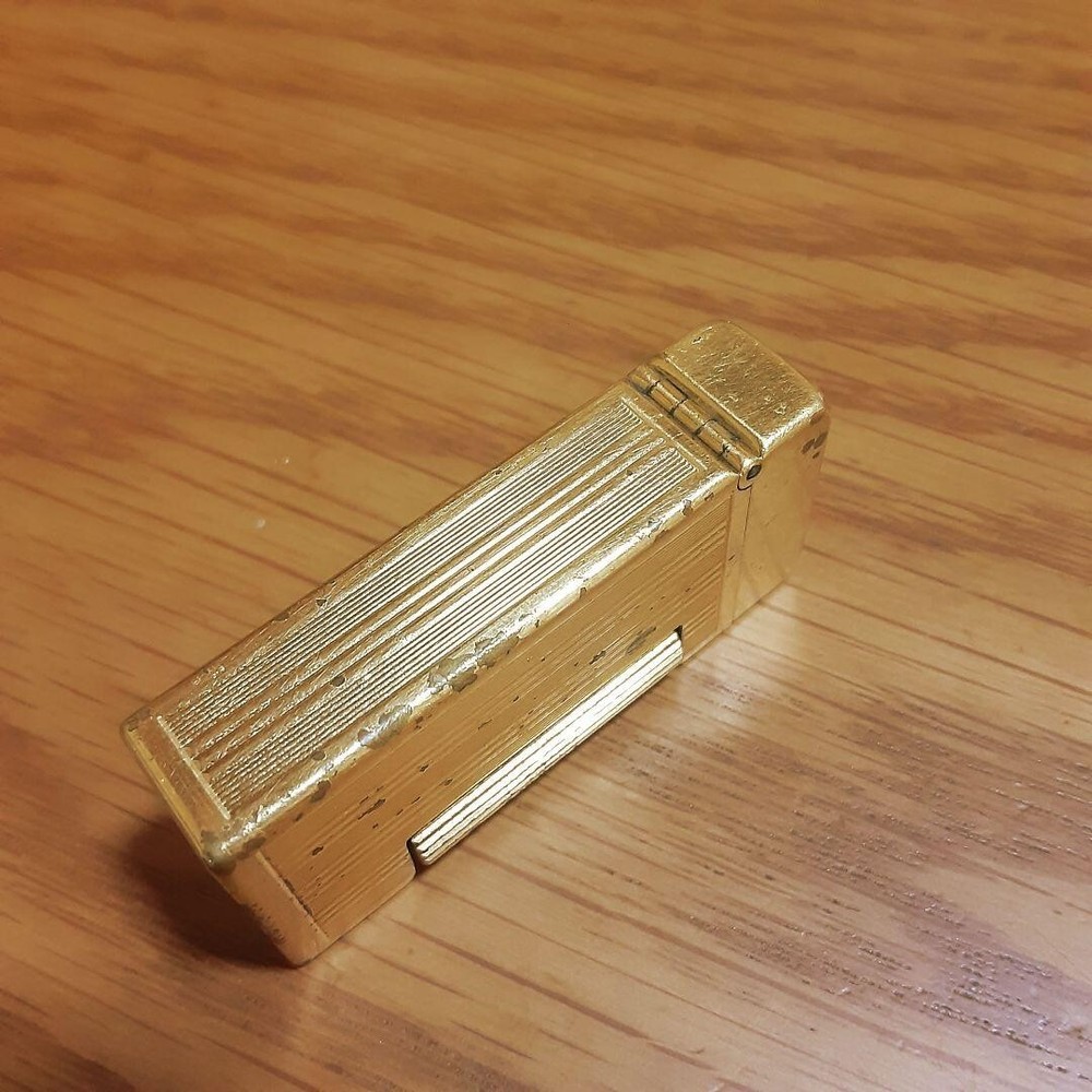 Working dunhill oil lighter gold short auto roller without box