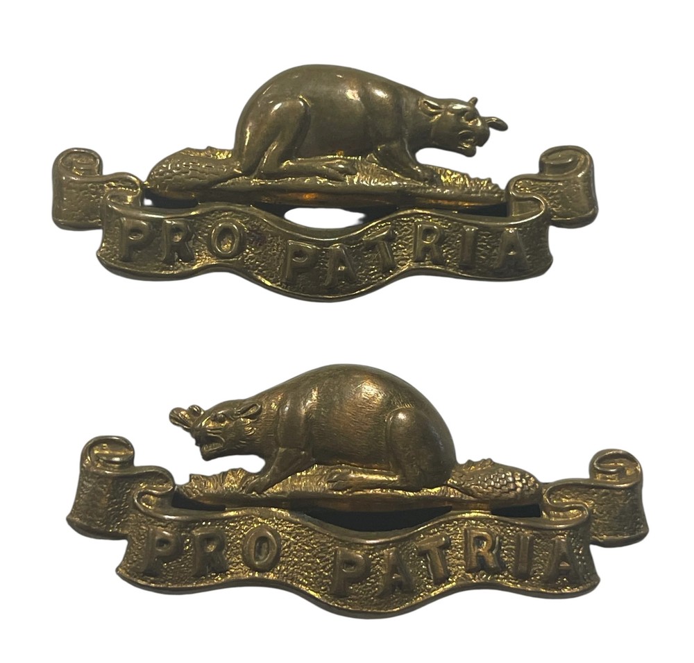 WW2 RCR Shoulder Title Badge Pair
