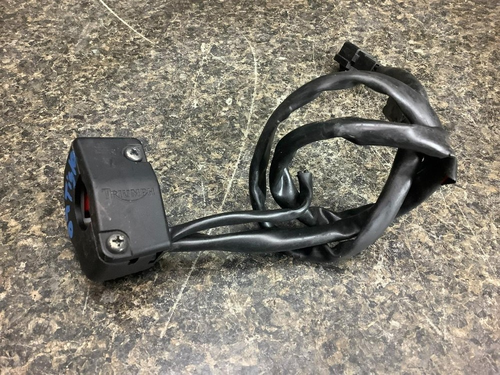 07 Triumph Tiger 1050 Right Control Switch 53L