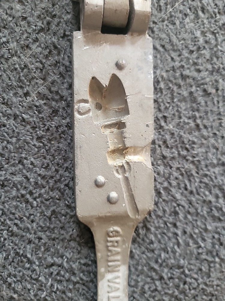 AMENT MOLD Co. MOLD