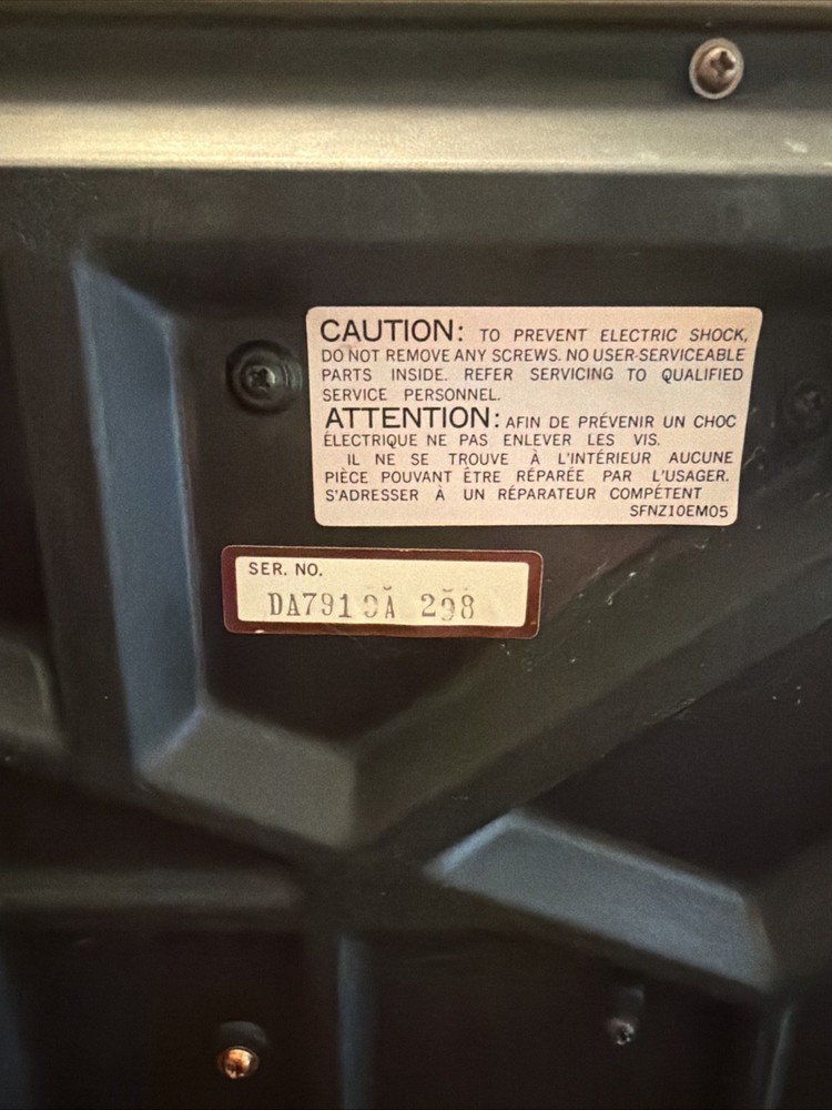 Technics SL-1950 Automatic Direct Drive Turntable Record Player Powers On