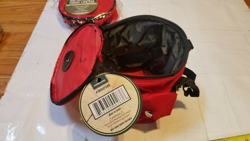 Nice New Forester Mini Collapsible Throw Line Bag. 2 pockets, D Ring, Zippers...