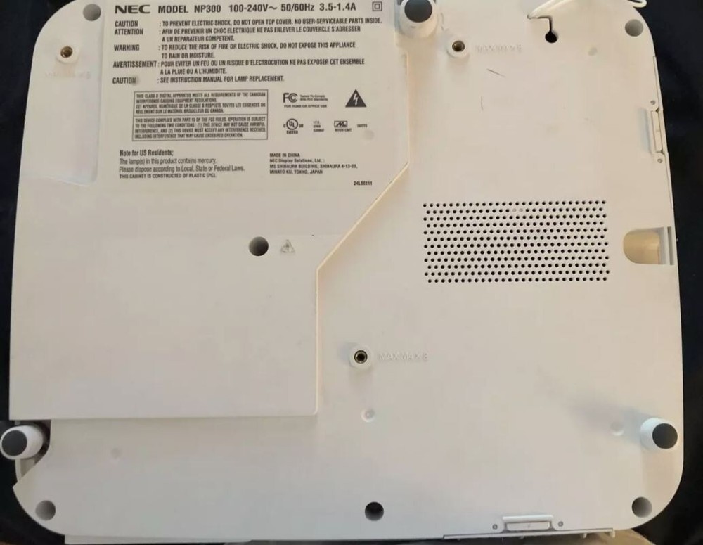NEC NP300 LCD Projector - Tested & Working
