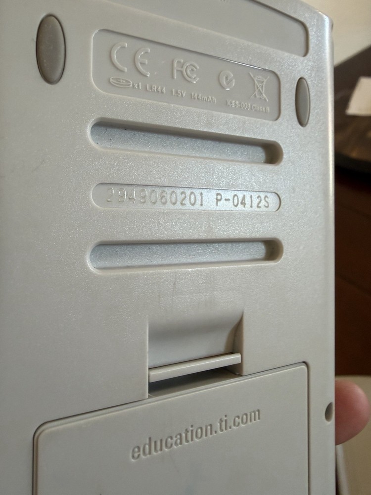 TI-84 Plus Silver Edition Texas Instruments Graphing Calculator & Case-Tested