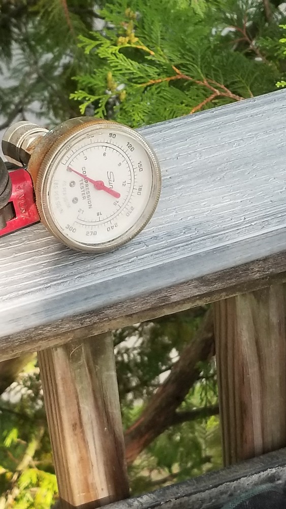 VINTAGE SUN AUTO COMPRESSION TESTER AND SUNLINE INDUCTIVE TIMING LIGHT